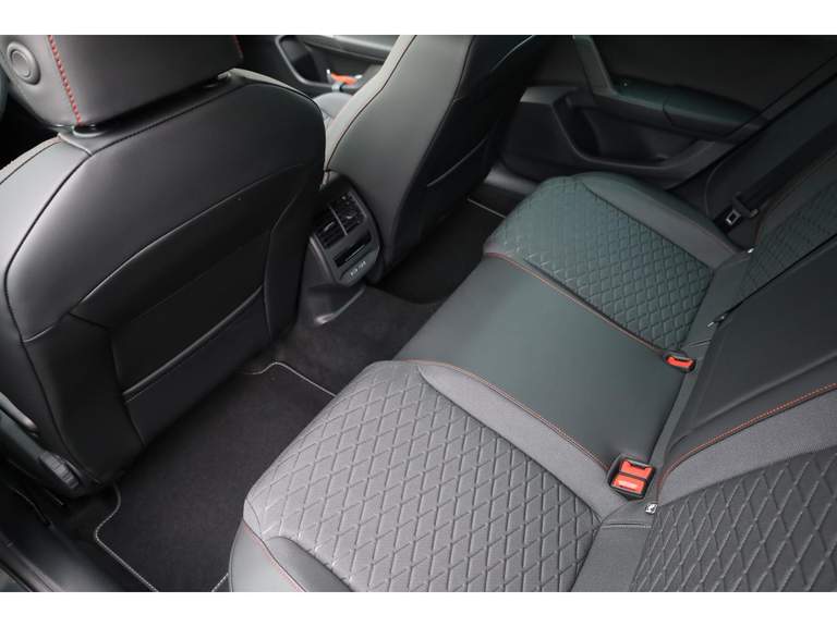 SEAT SEAT