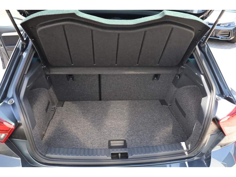 SEAT SEAT