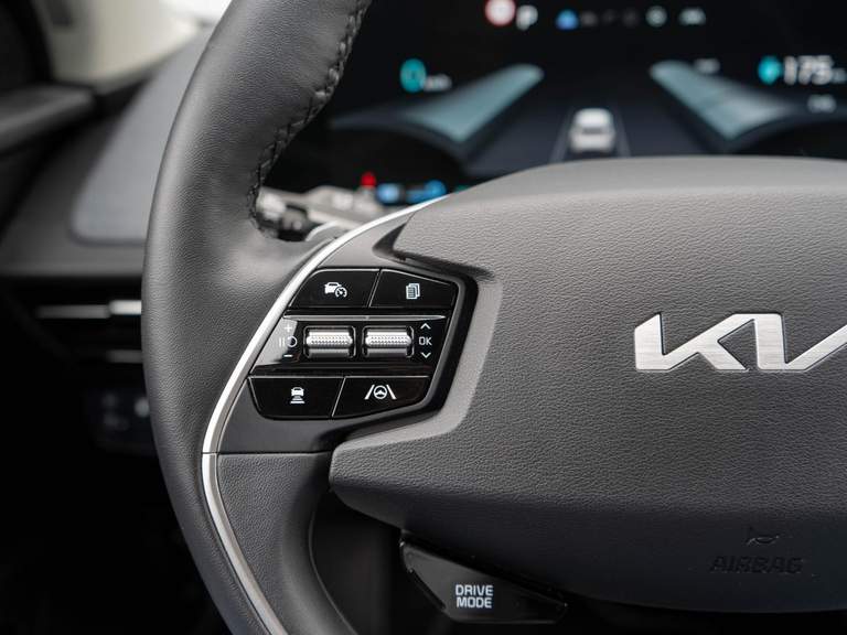 Kia Kia
