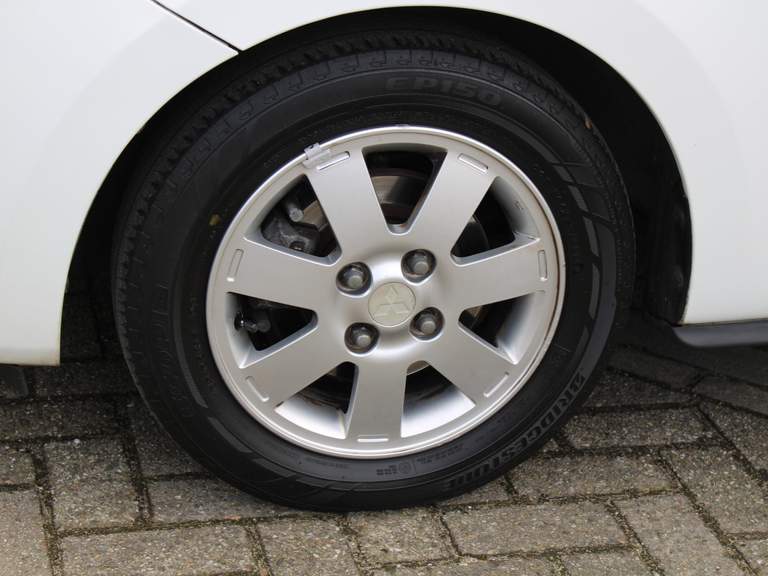Mitsubishi Mitsubishi