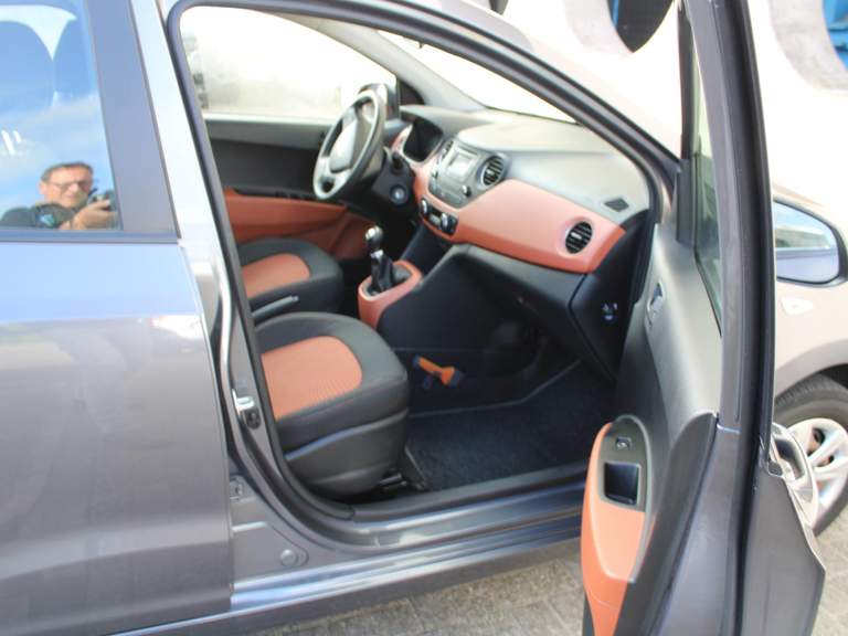 Hyundai Hyundai