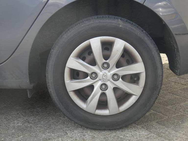 Hyundai Hyundai