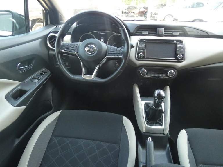 Nissan Nissan