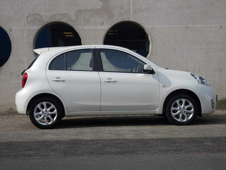 Nissan Nissan