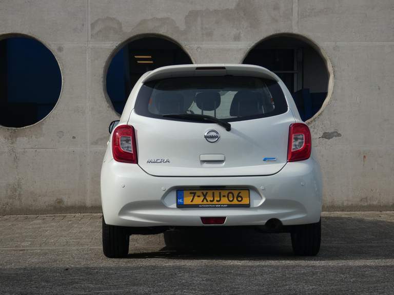 Nissan Nissan