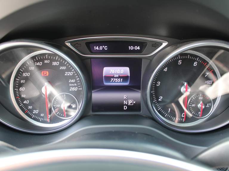 Mercedes-Benz Mercedes-Benz
