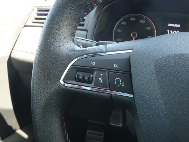 SEAT SEAT