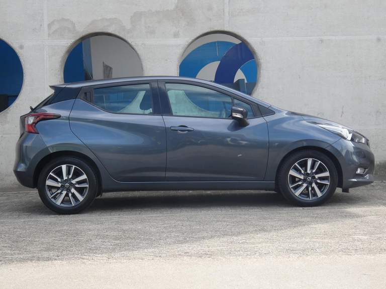 Nissan Nissan