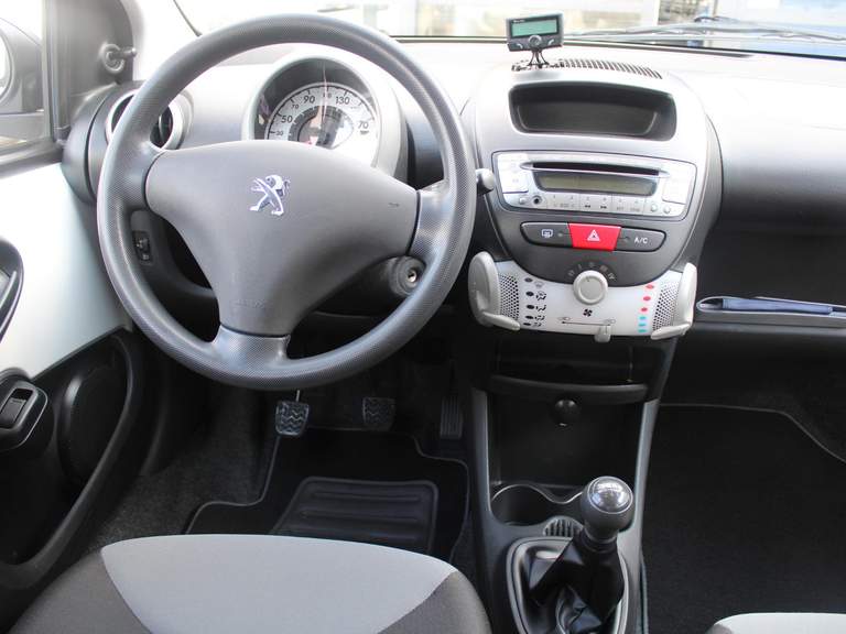 Peugeot