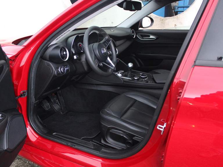 Alfa Romeo Alfa Romeo