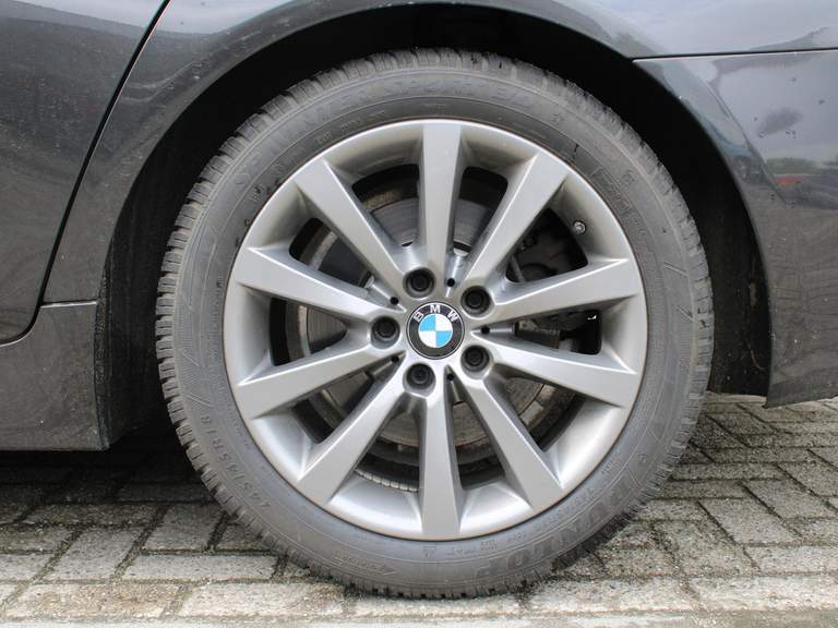 BMW BMW