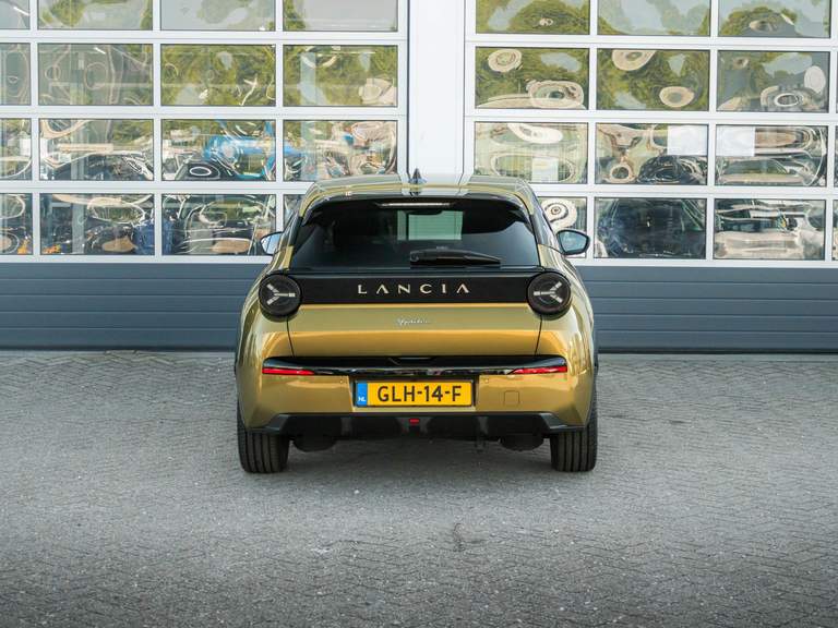 Lancia Lancia