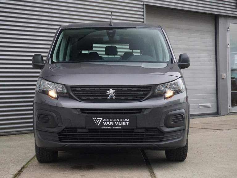 Peugeot Peugeot