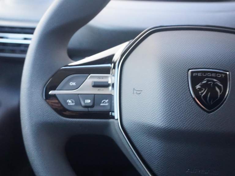Peugeot Peugeot