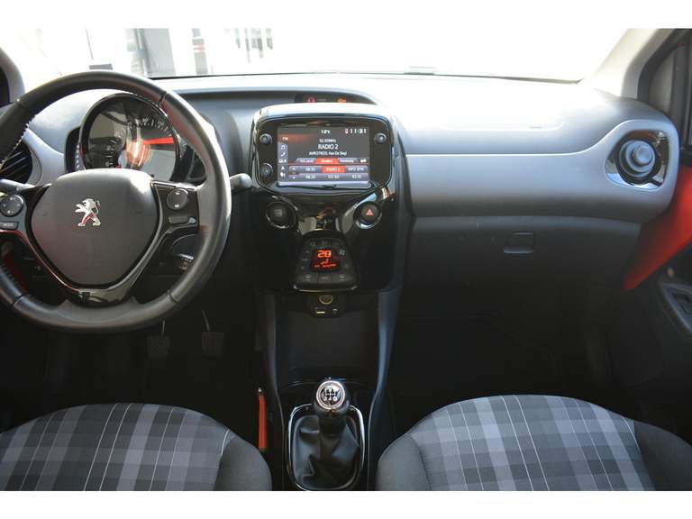 Peugeot Peugeot
