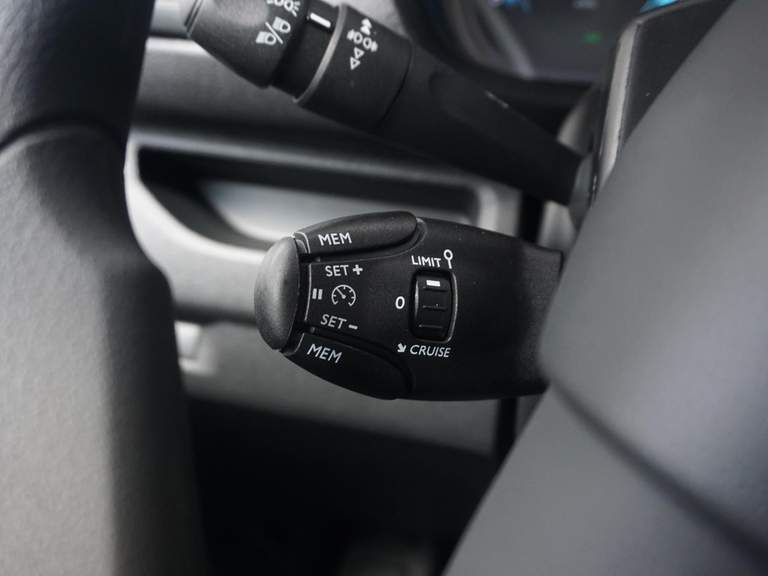 Peugeot Peugeot
