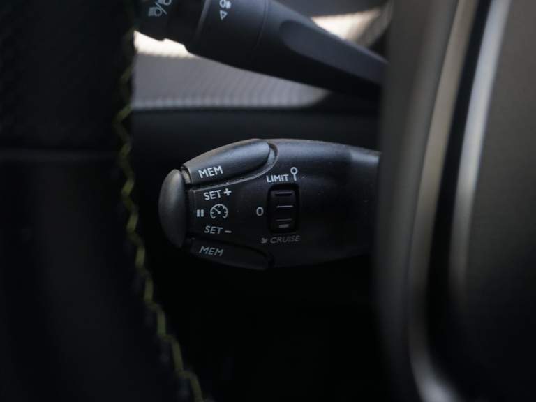 Peugeot Peugeot