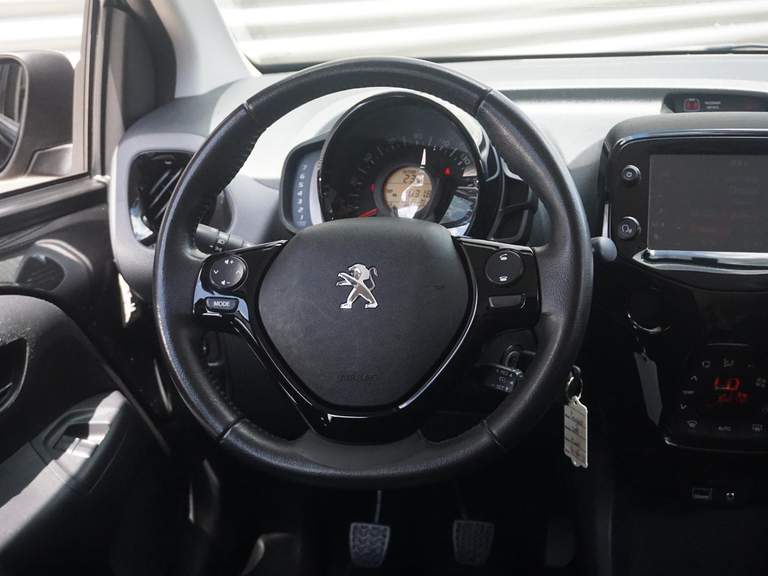 Peugeot Peugeot