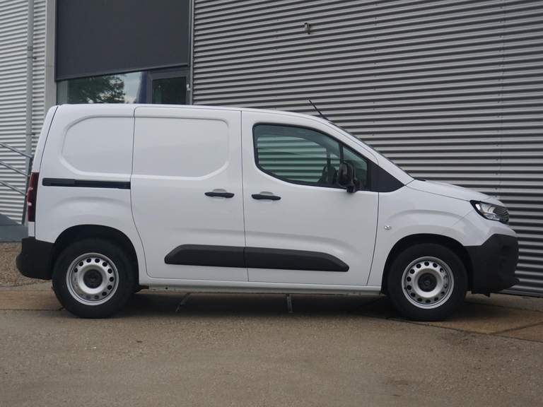 Peugeot Peugeot