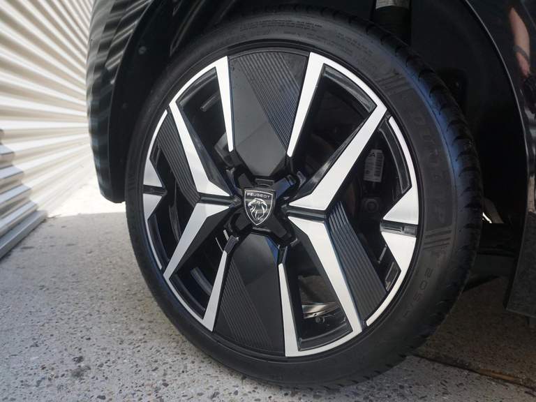 Peugeot Peugeot
