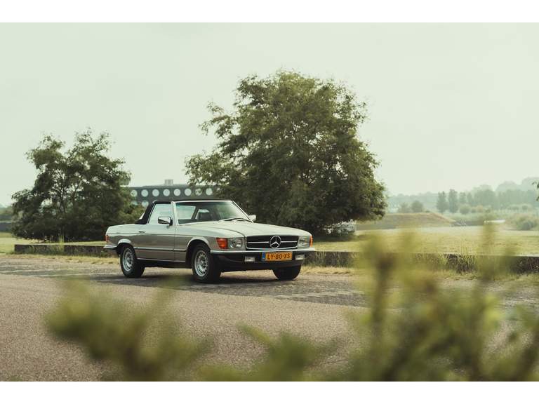 Mercedes-Benz Mercedes-Benz