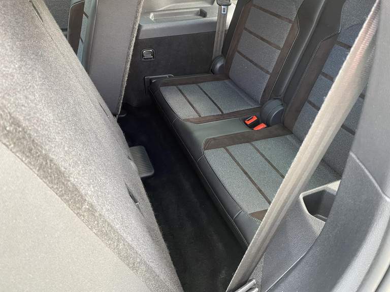 SEAT SEAT