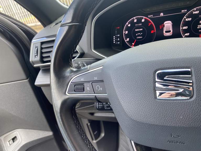 SEAT SEAT