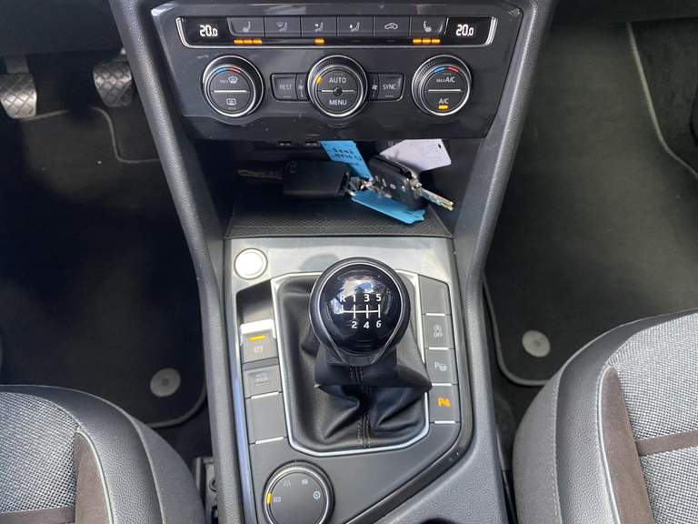 SEAT SEAT