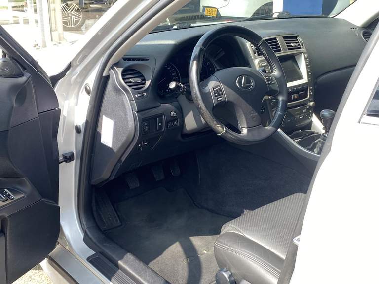 Lexus
