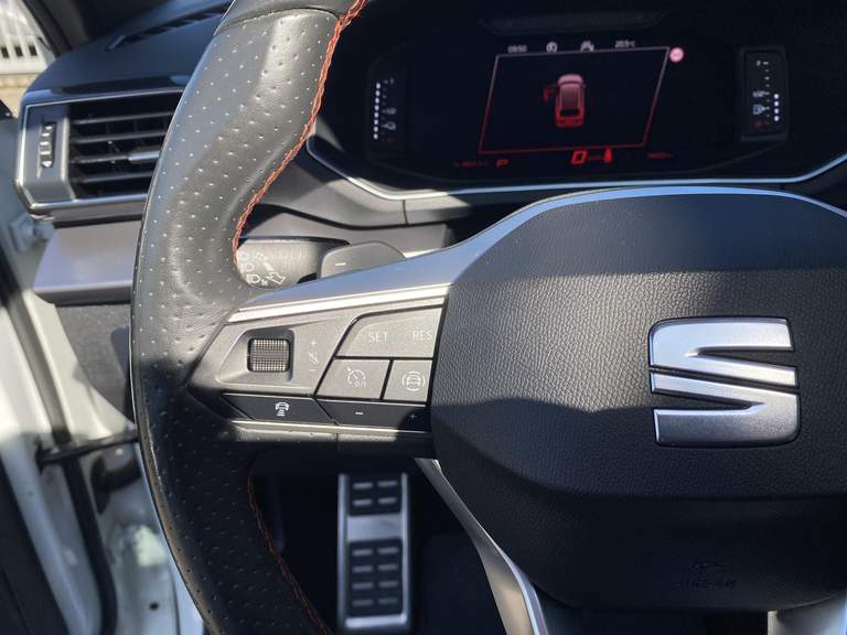 SEAT SEAT