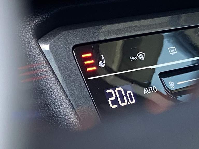 SEAT SEAT