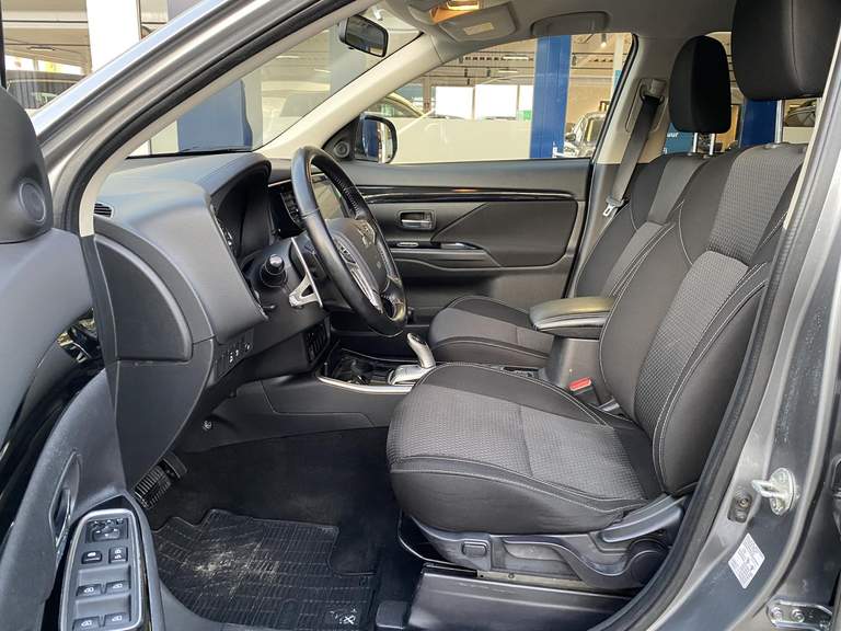 Mitsubishi Mitsubishi