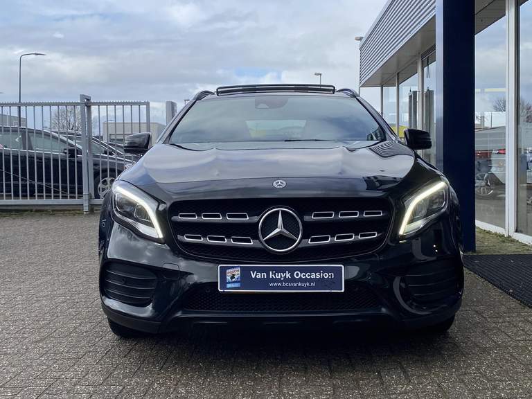 Mercedes-Benz Mercedes-Benz