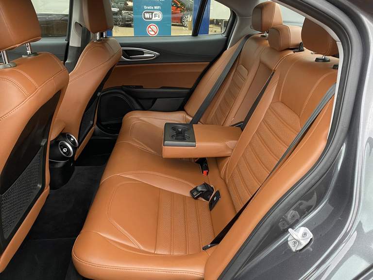 Alfa Romeo Alfa Romeo