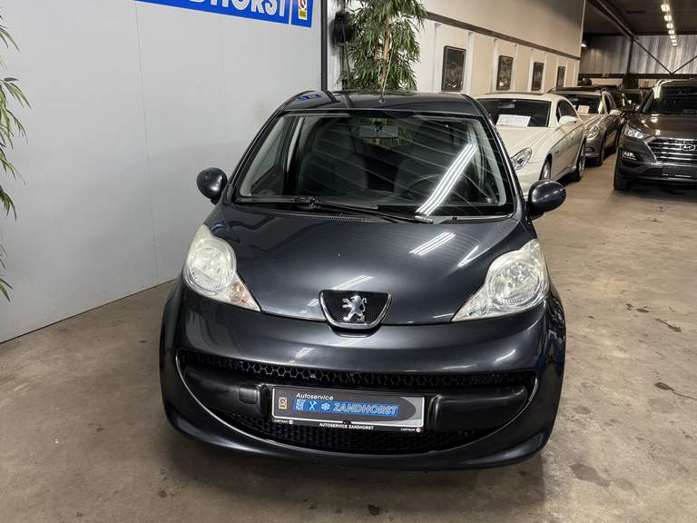 Peugeot Peugeot