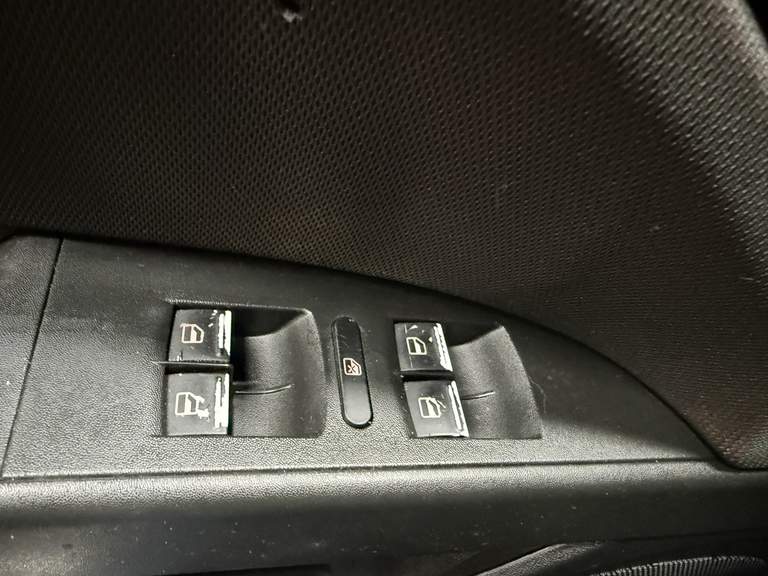 SEAT SEAT