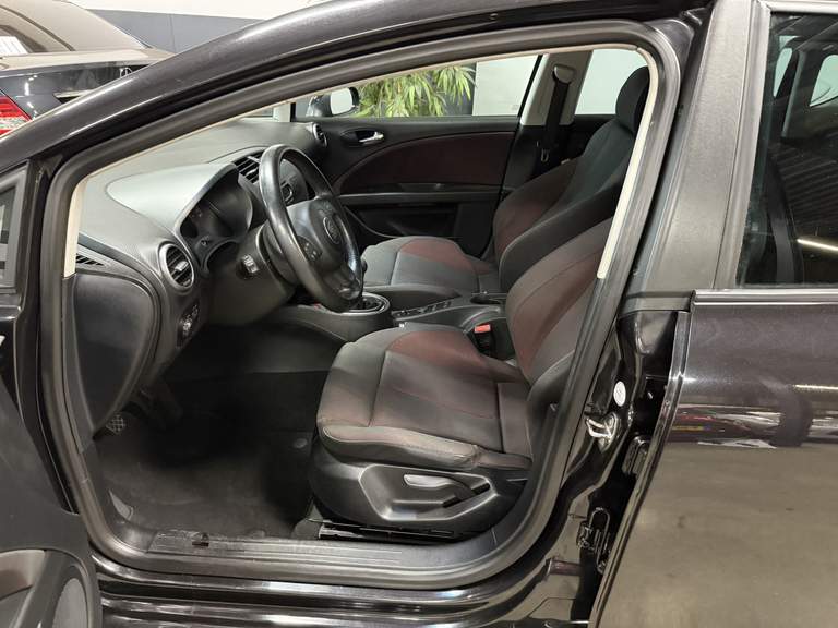 SEAT SEAT
