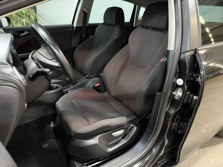 SEAT SEAT
