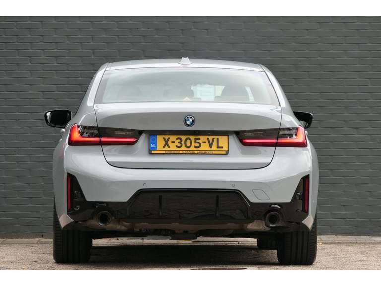 BMW BMW