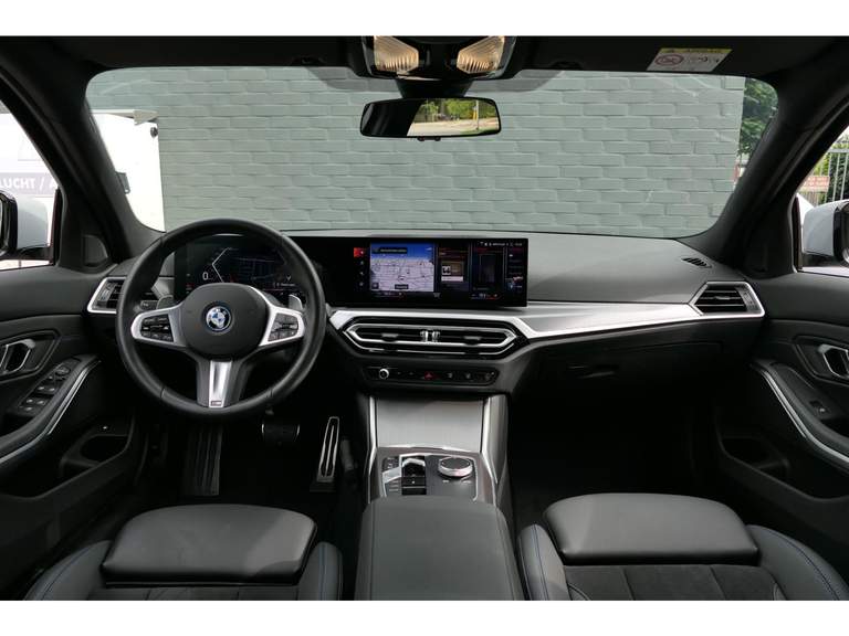 BMW BMW