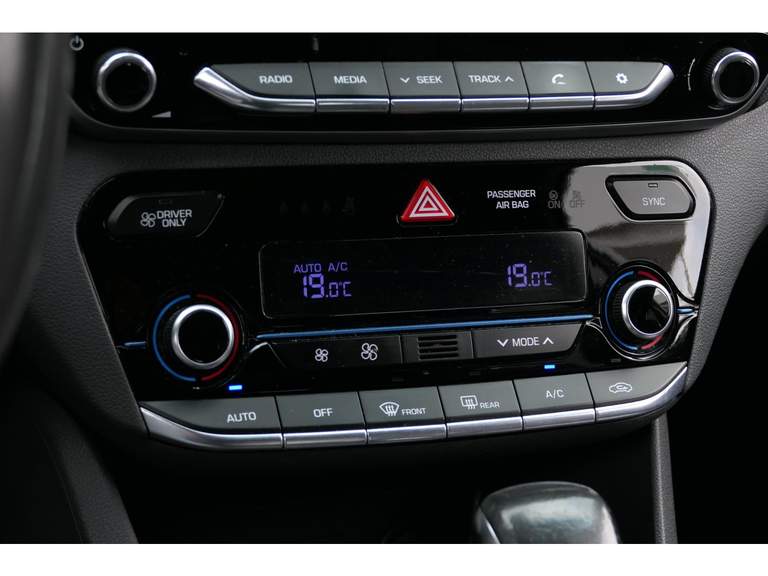 Hyundai Hyundai