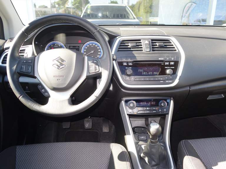 Suzuki Suzuki