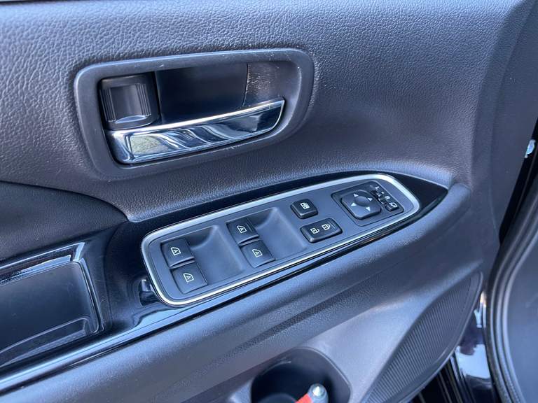 Mitsubishi Mitsubishi