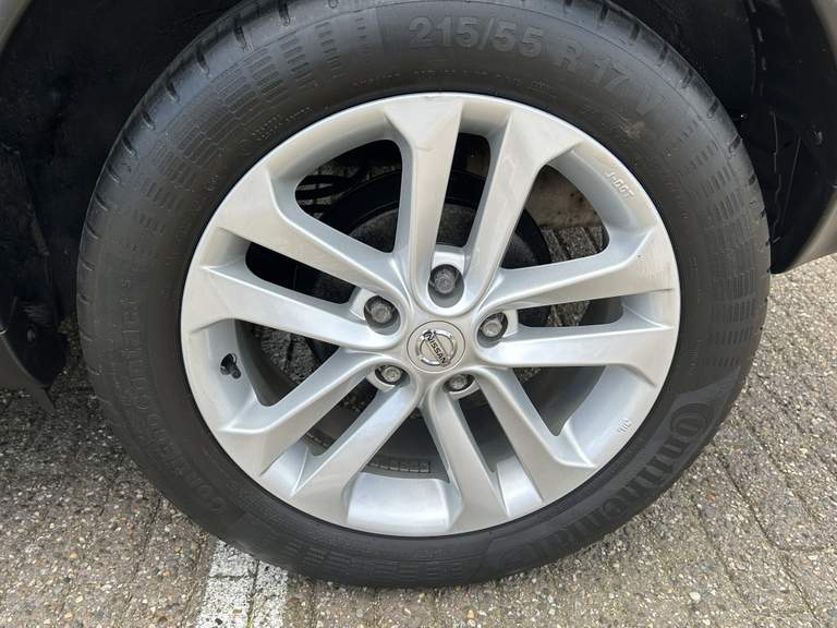 Nissan Nissan
