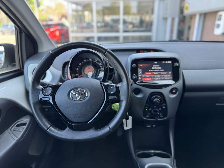 Toyota Toyota
