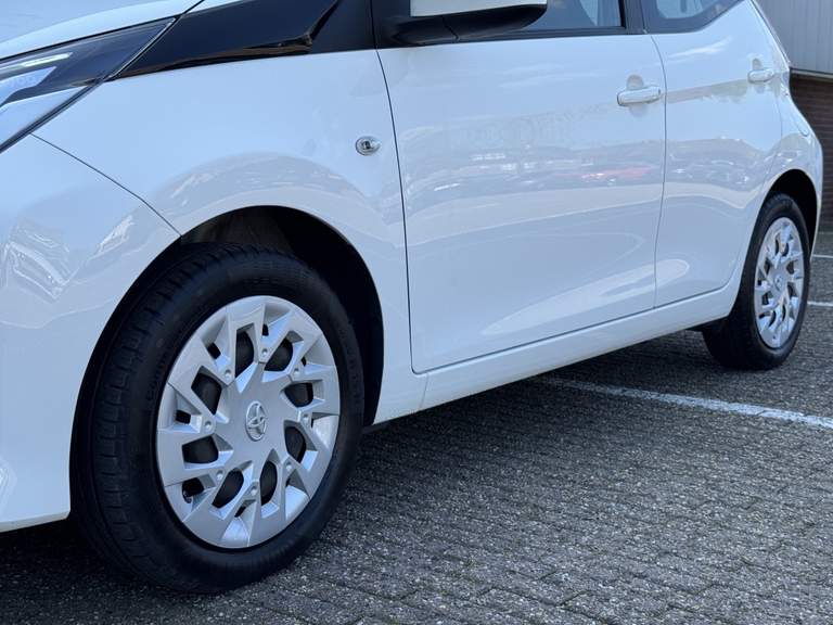 Toyota Toyota
