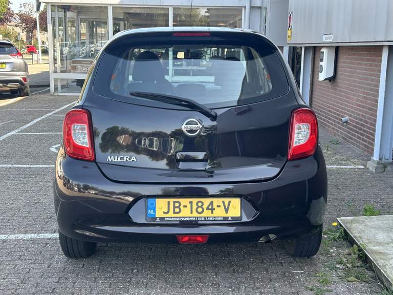 Nissan Nissan