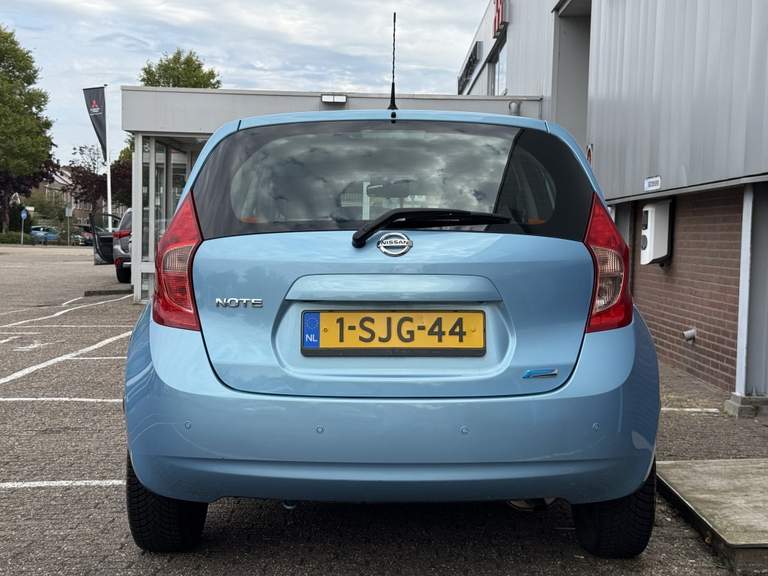 Nissan Nissan