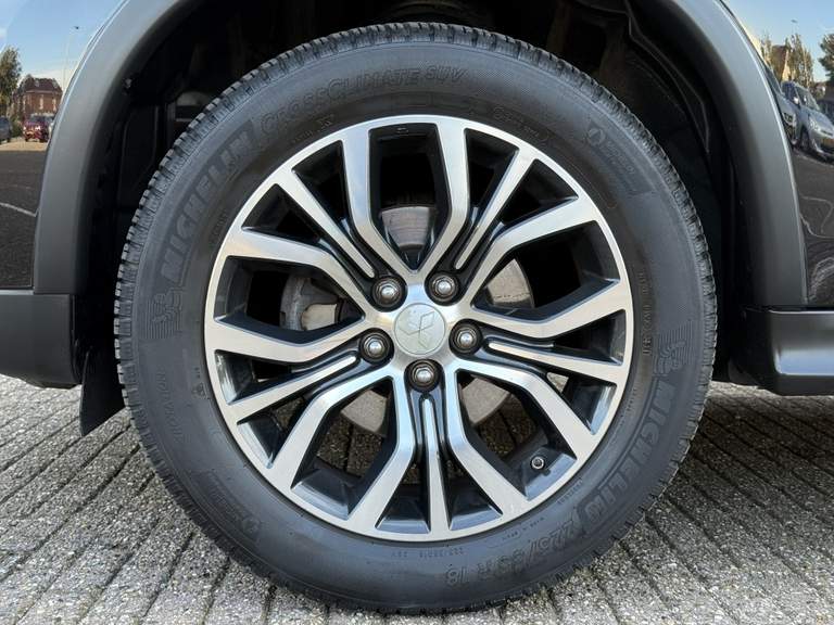 Mitsubishi Mitsubishi