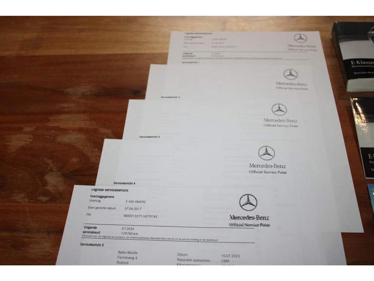 Mercedes-Benz Mercedes-Benz